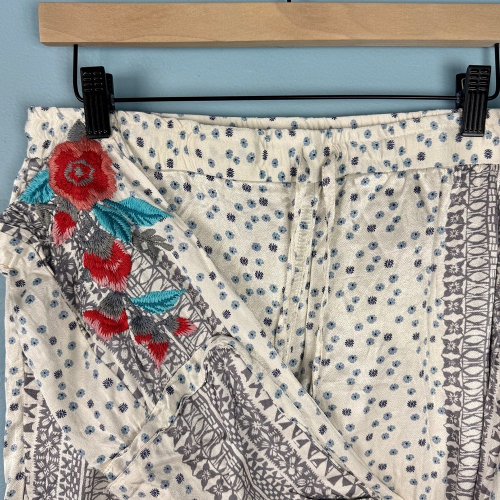 Johnny Was Mazey Embroidered Floral Ankle Jogger Pants Women's‎ Small Cream Blue